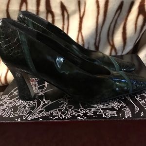 Women’s Green J. Renee’ Heels Size 9.5